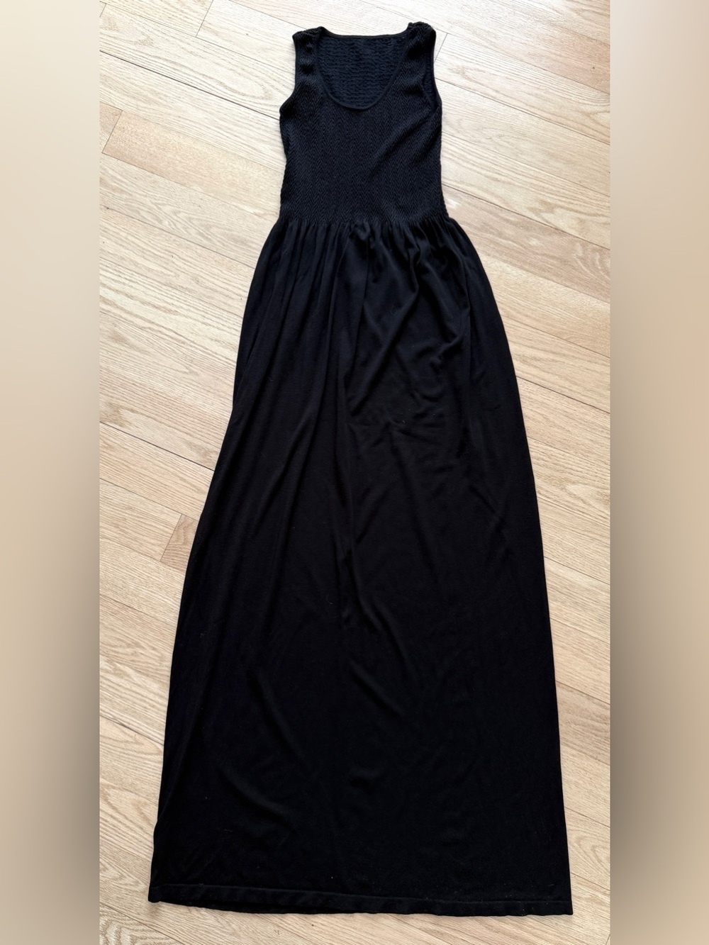 Black Sleeveless Maxi Dress O/S = Small